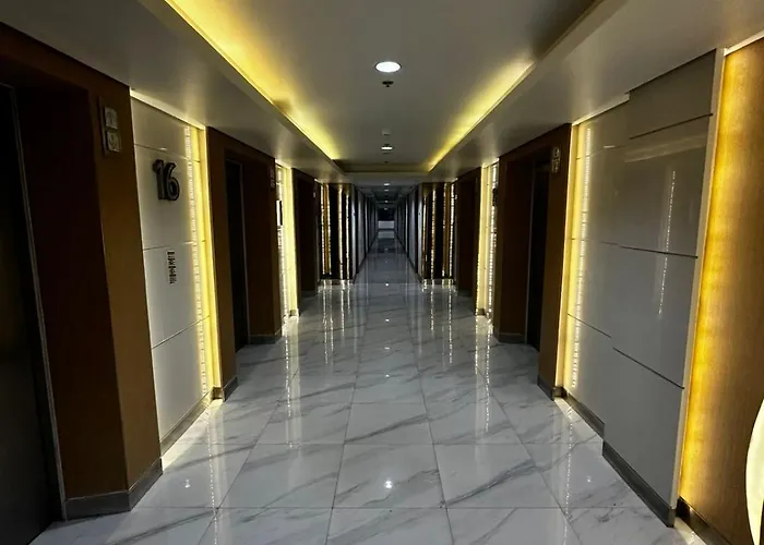 Near Airport Malls Shore 3 Mall Of 4* Manila