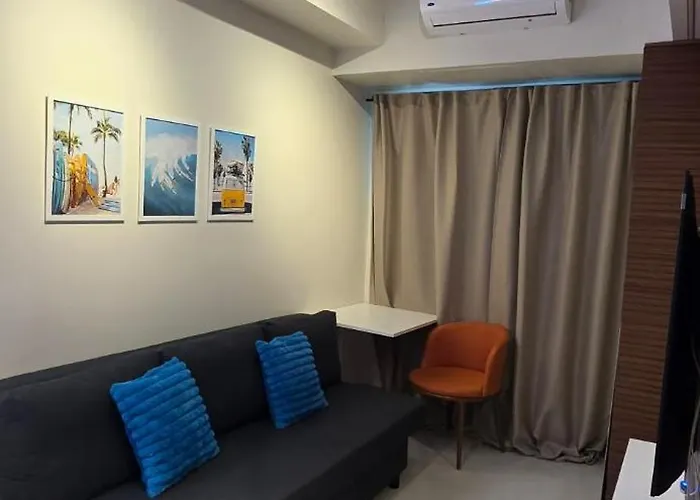 Hotel Near Airport Malls Shore 3 Mall Of 4*